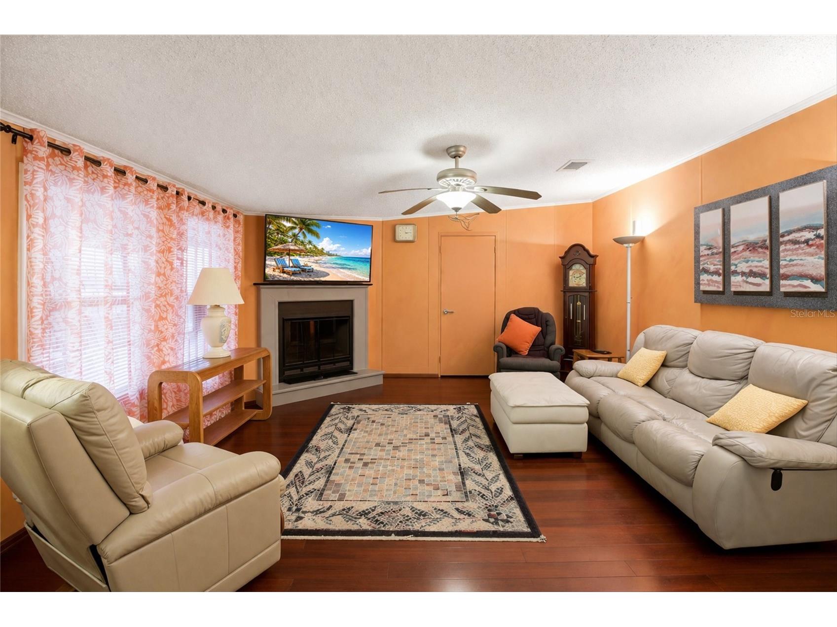 184 W Manatee Loop Punta Gorda FL 33950 C7524378 image4