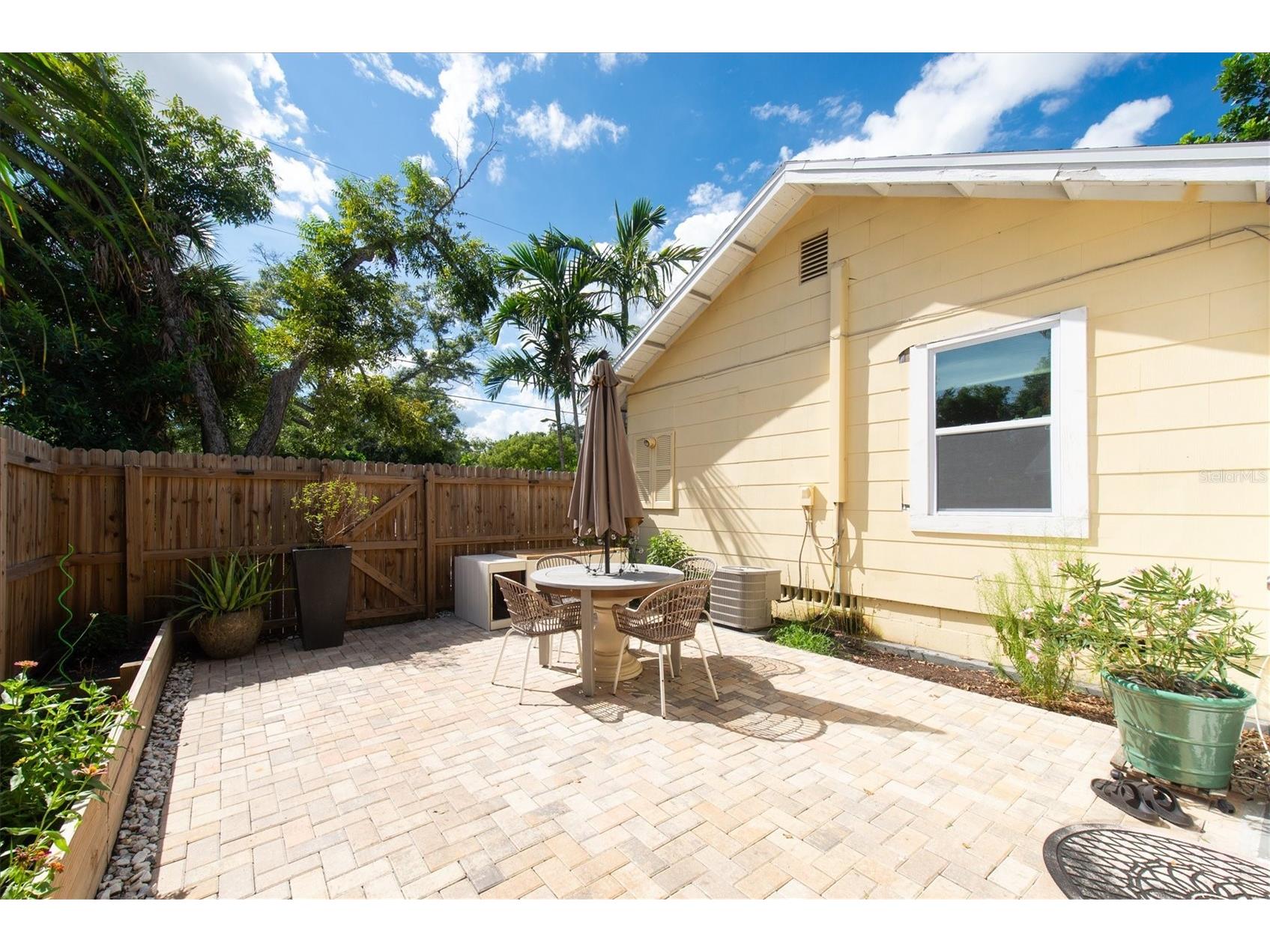 1840 51st Street S Gulfport FL 33707 TB8514116 image11