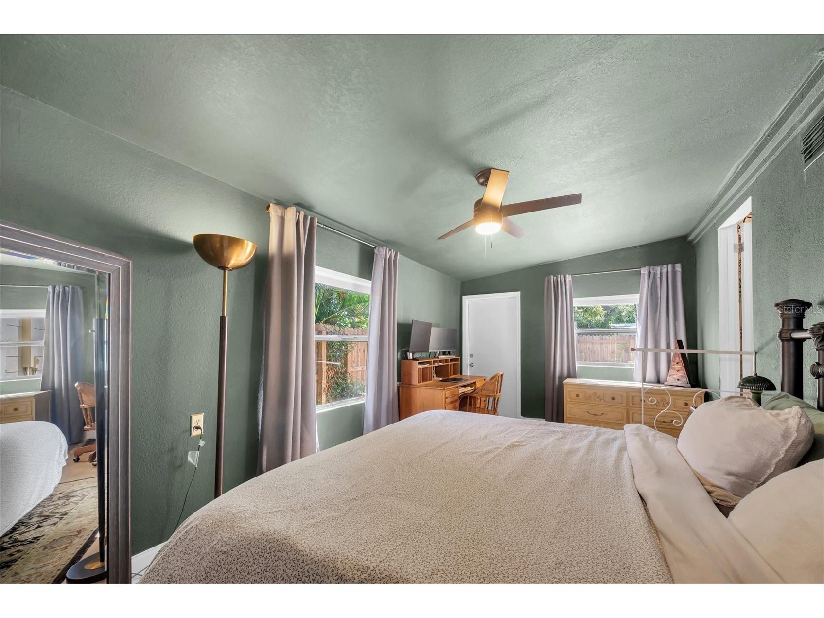 1840 51st Street S Gulfport FL 33707 TB8514116 image20
