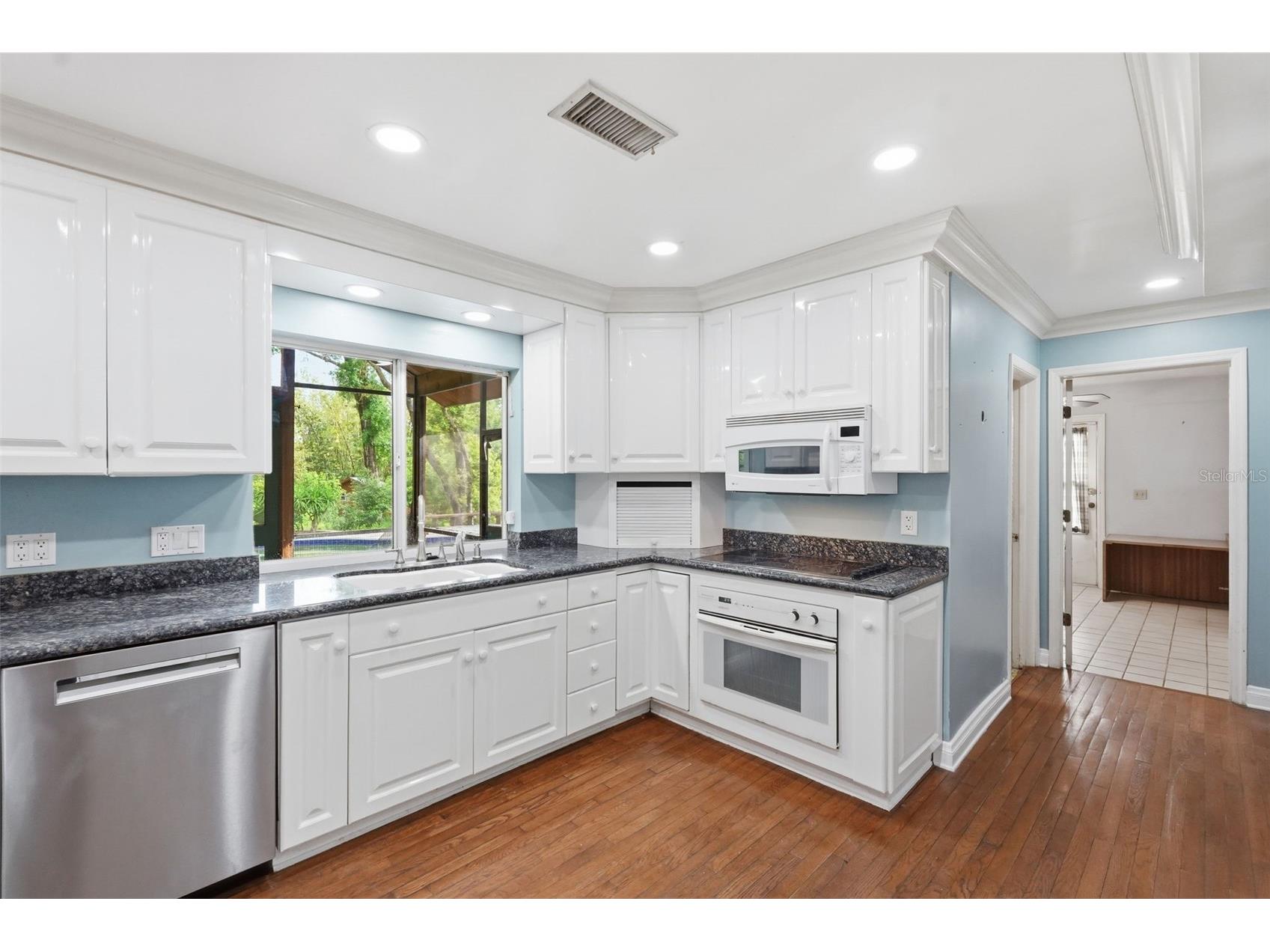 1840 Salem Court Dunedin FL 34698 TB8494774 image20