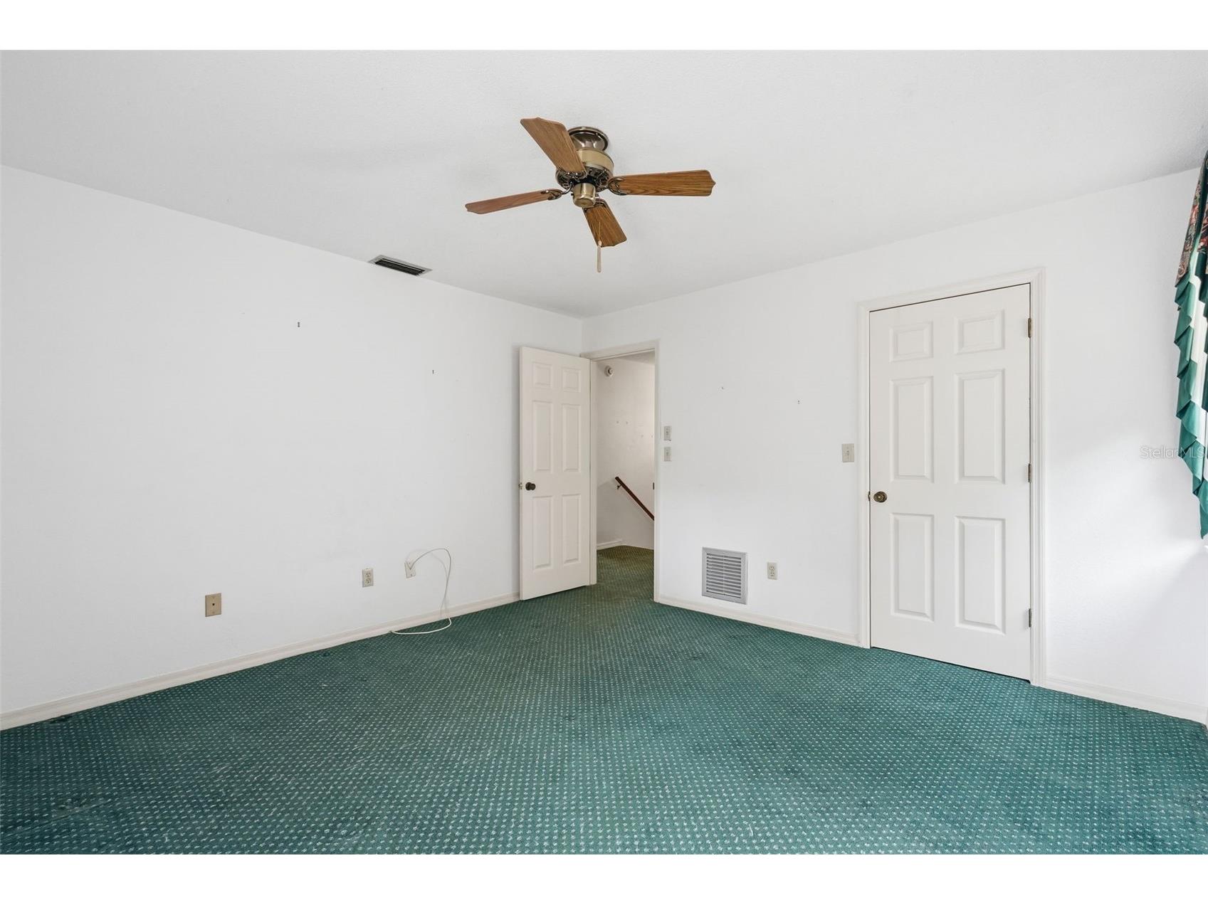1840 Salem Court Dunedin FL 34698 TB8494774 image32