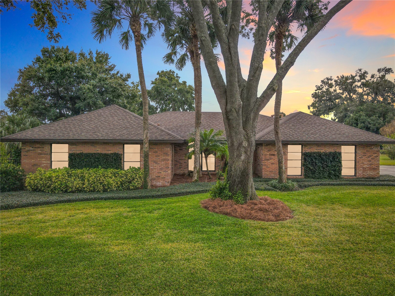 1840 Sussex Drive Mount Dora FL 32757 - LAKE GERTRUDE O6372305 image1