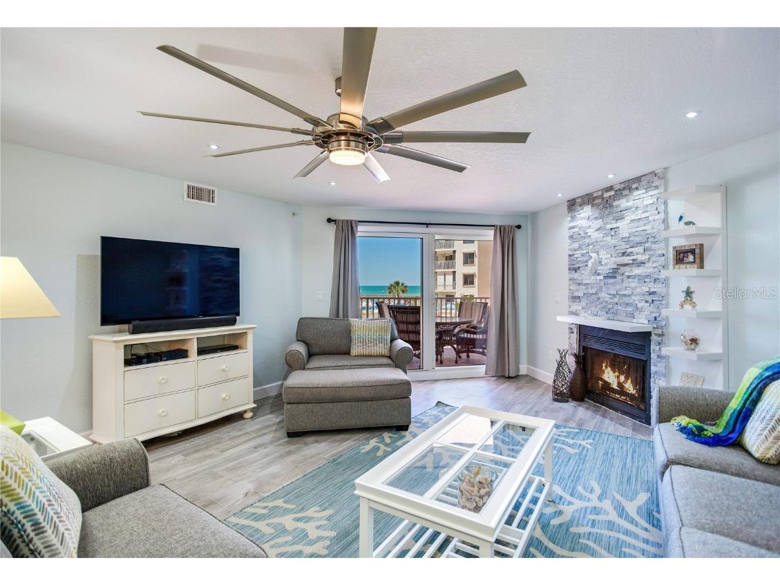 18400 Gulf Boulevard #1211 Indian Shores FL 33785 - GULF OF MEXICO TB8368386 image4