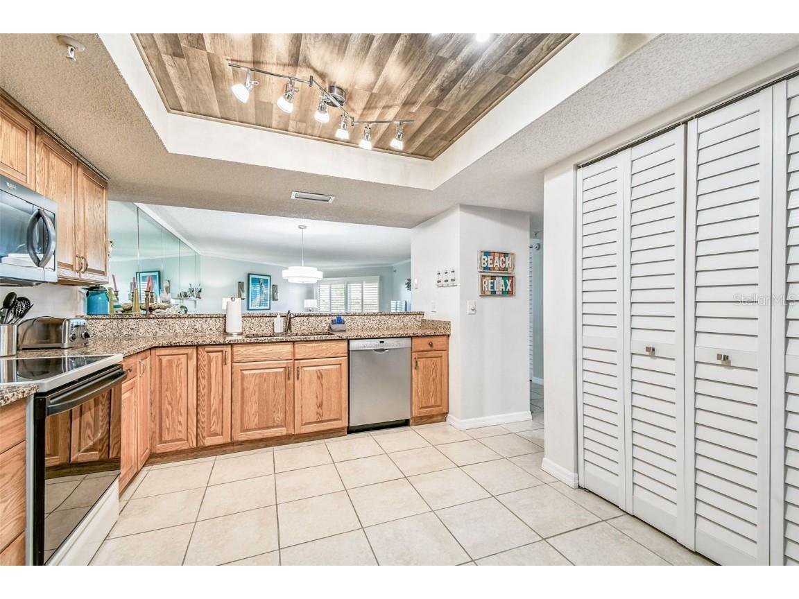 18400 Gulf Boulevard #1301 Indian Shores FL 33785 TB8447685 image12