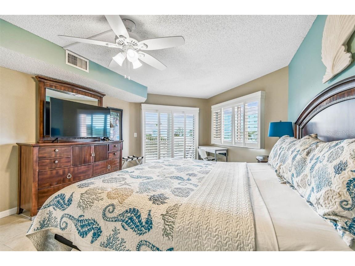 18400 Gulf Boulevard #1301 Indian Shores FL 33785 TB8447685 image18