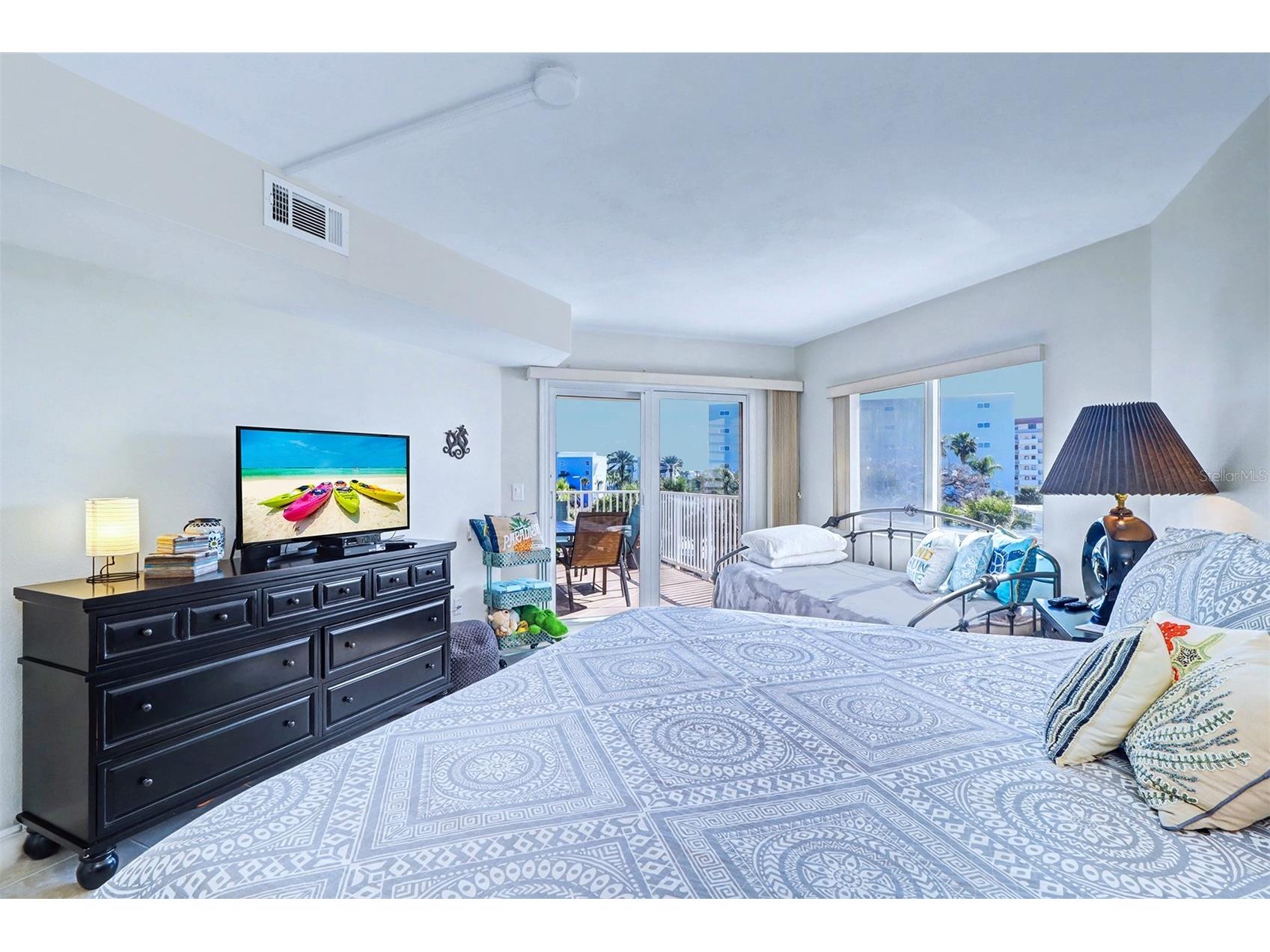 18400 Gulf Boulevard #1302 Indian Shores FL 33785 TB8473533 image23