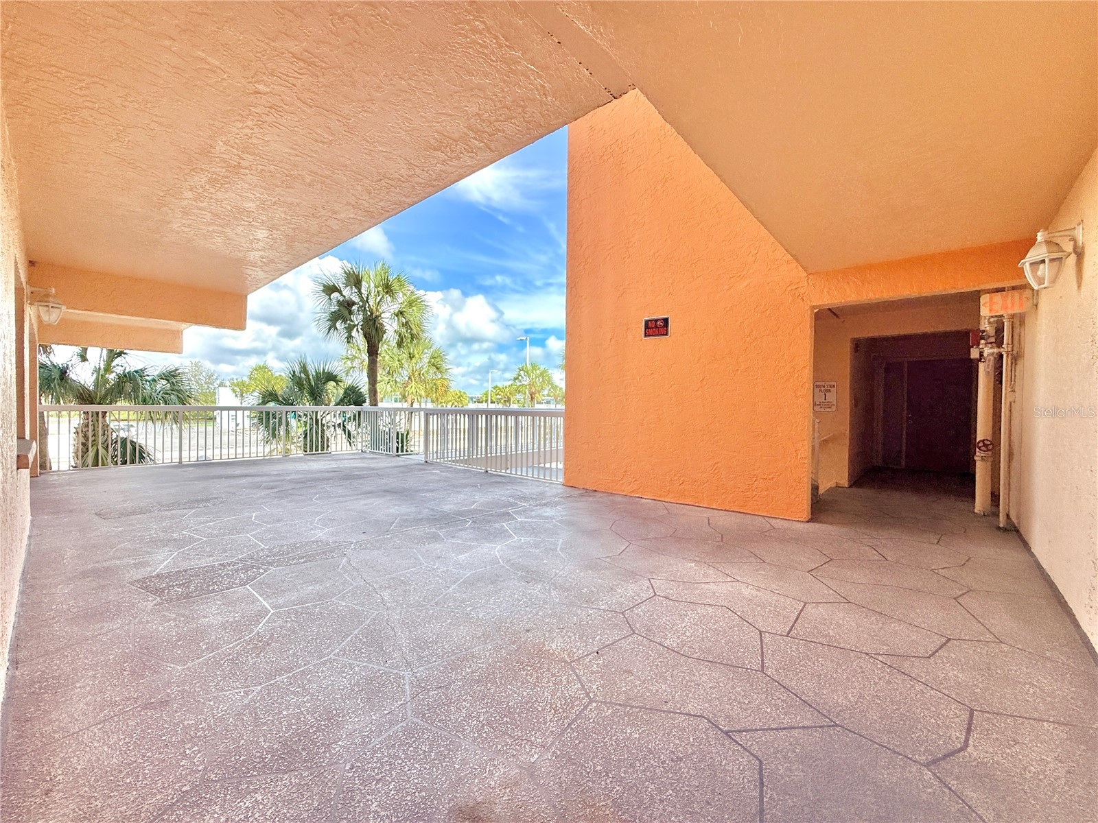 18400 Gulf Boulevard #2103 Indian Shores FL 33785 TB8510319 image5