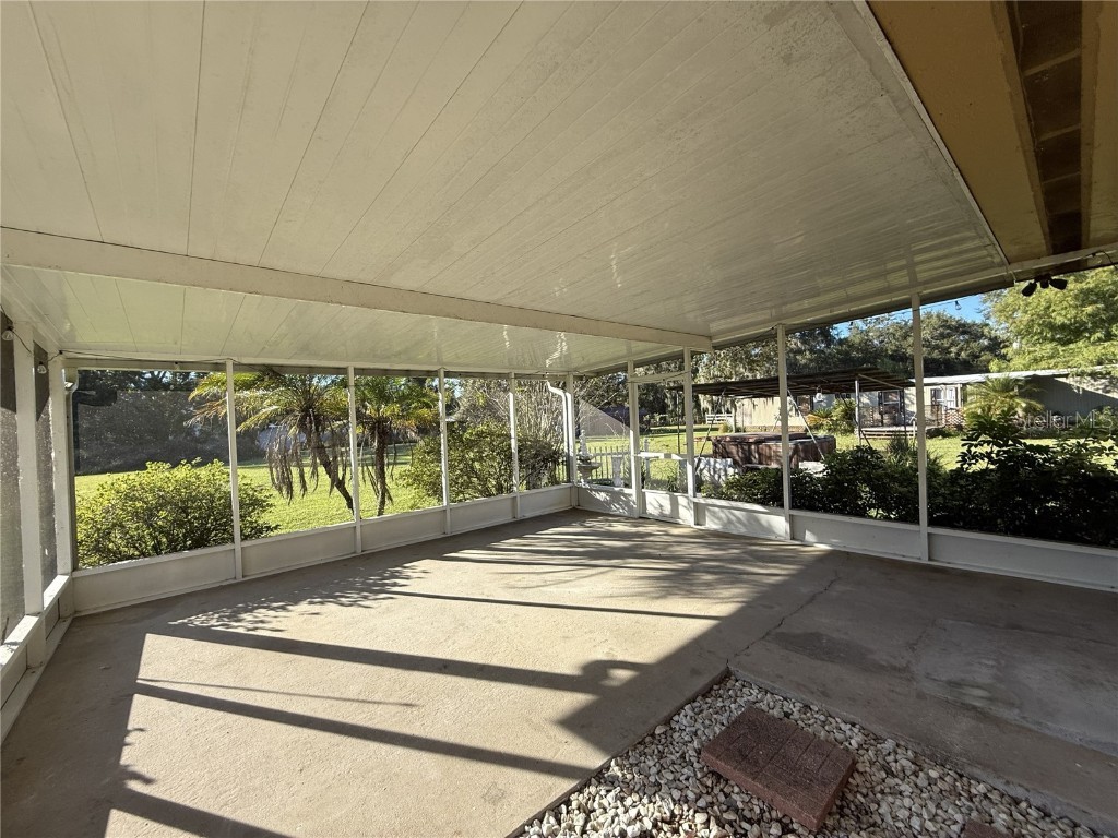 18401 Hamilton Road Dade City FL 33523 TB8356606 image27