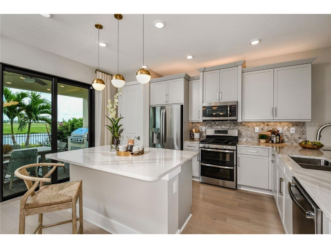 18402 Rockport Place Lakewood Ranch FL 34211 W7880770 image9