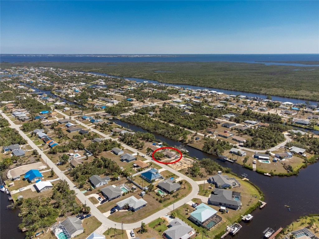 18406 Van Nuys Circle Port Charlotte FL 33948 - EAU GALLIE WATERWAY D6129746 image1