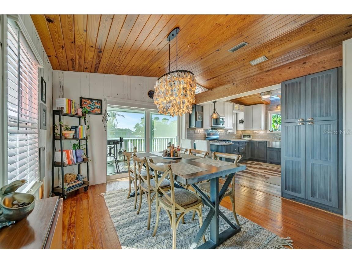 1841 Bayshore Drive Terra Ceia FL 34250 A4670998 image11