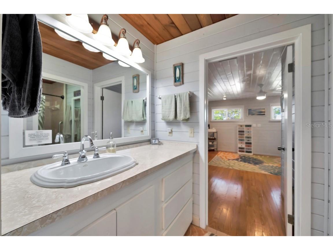 1841 Bayshore Drive Terra Ceia FL 34250 A4670998 image34