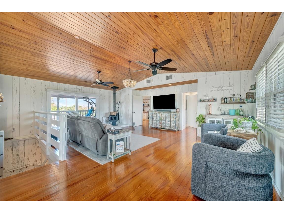 1841 Bayshore Drive Terra Ceia FL 34250 A4670998 image46