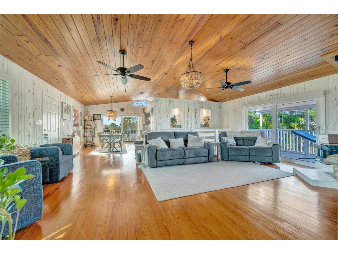 1841 Bayshore Drive Terra Ceia FL 34250 A4670998 image5