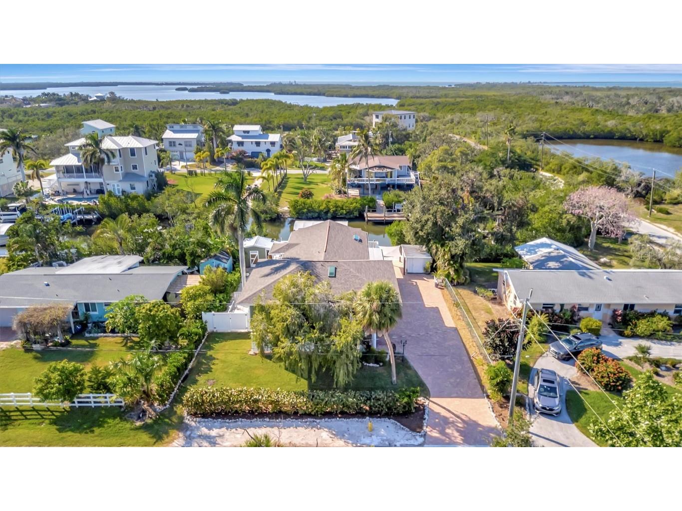 1841 Bayshore Drive Terra Ceia FL 34250 A4670998 image80