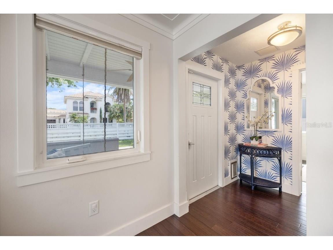 1841 Datura Street Sarasota FL 34239 A4676725 image11