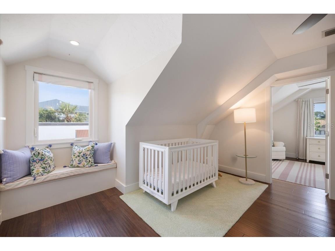 1841 Datura Street Sarasota FL 34239 A4676725 image34