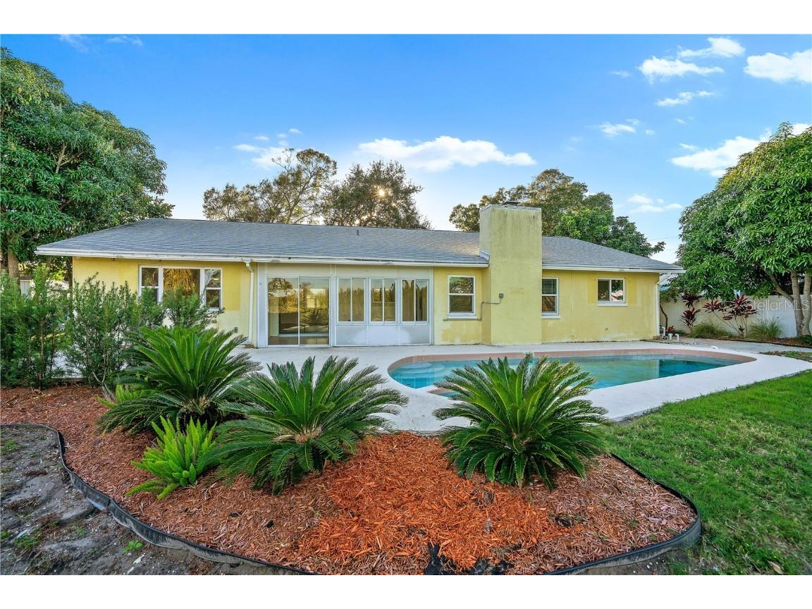 1841 Del Robles Terrace Clearwater FL 33764 U8225968 image1