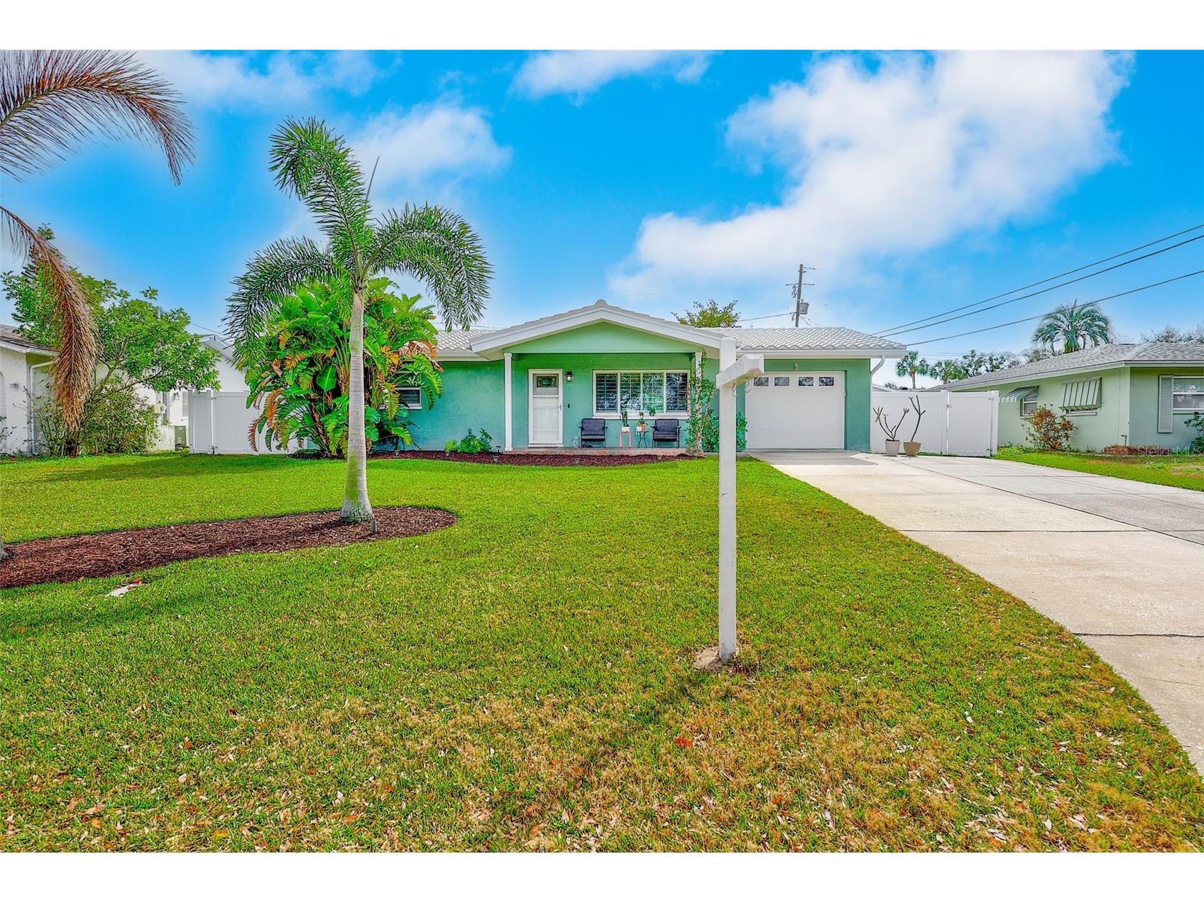 1841 Kay Drive Largo FL 33770 TB8476381 image1