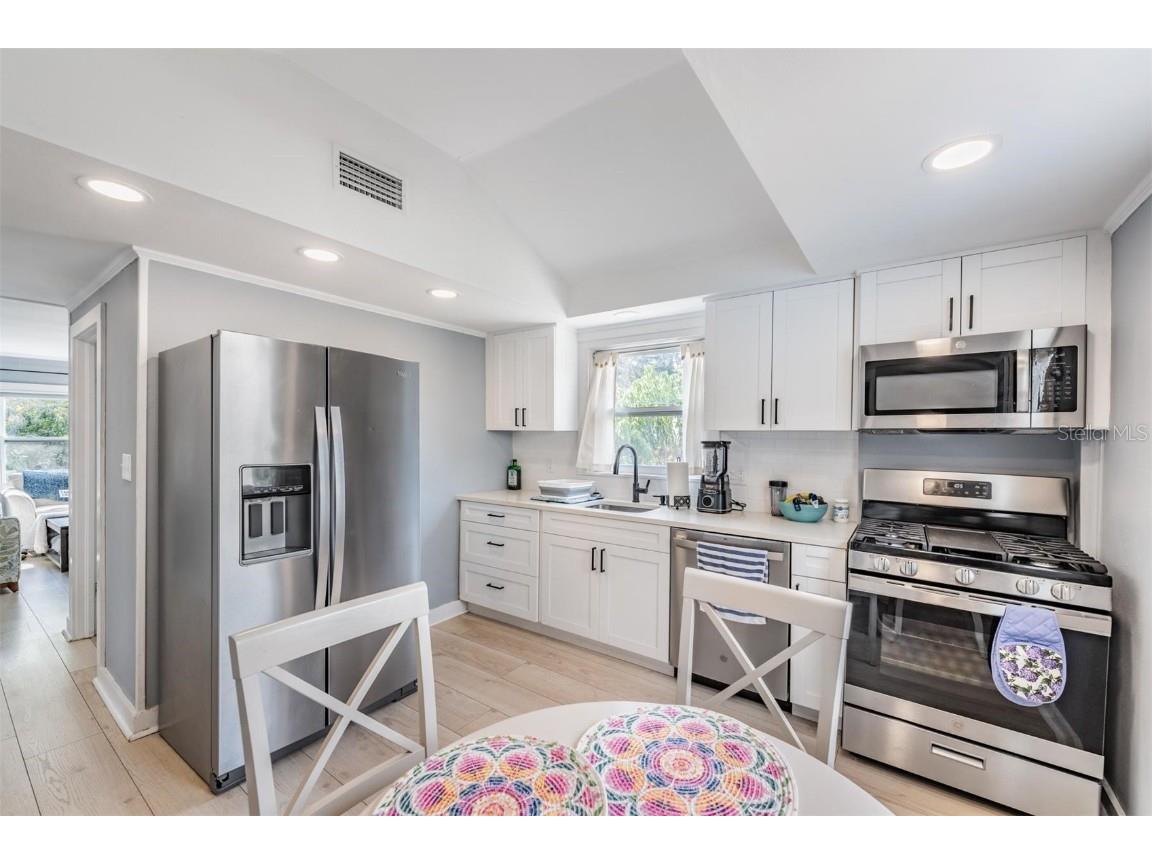 1841 Overbrook Avenue Clearwater FL 33755 TB8411626 image20