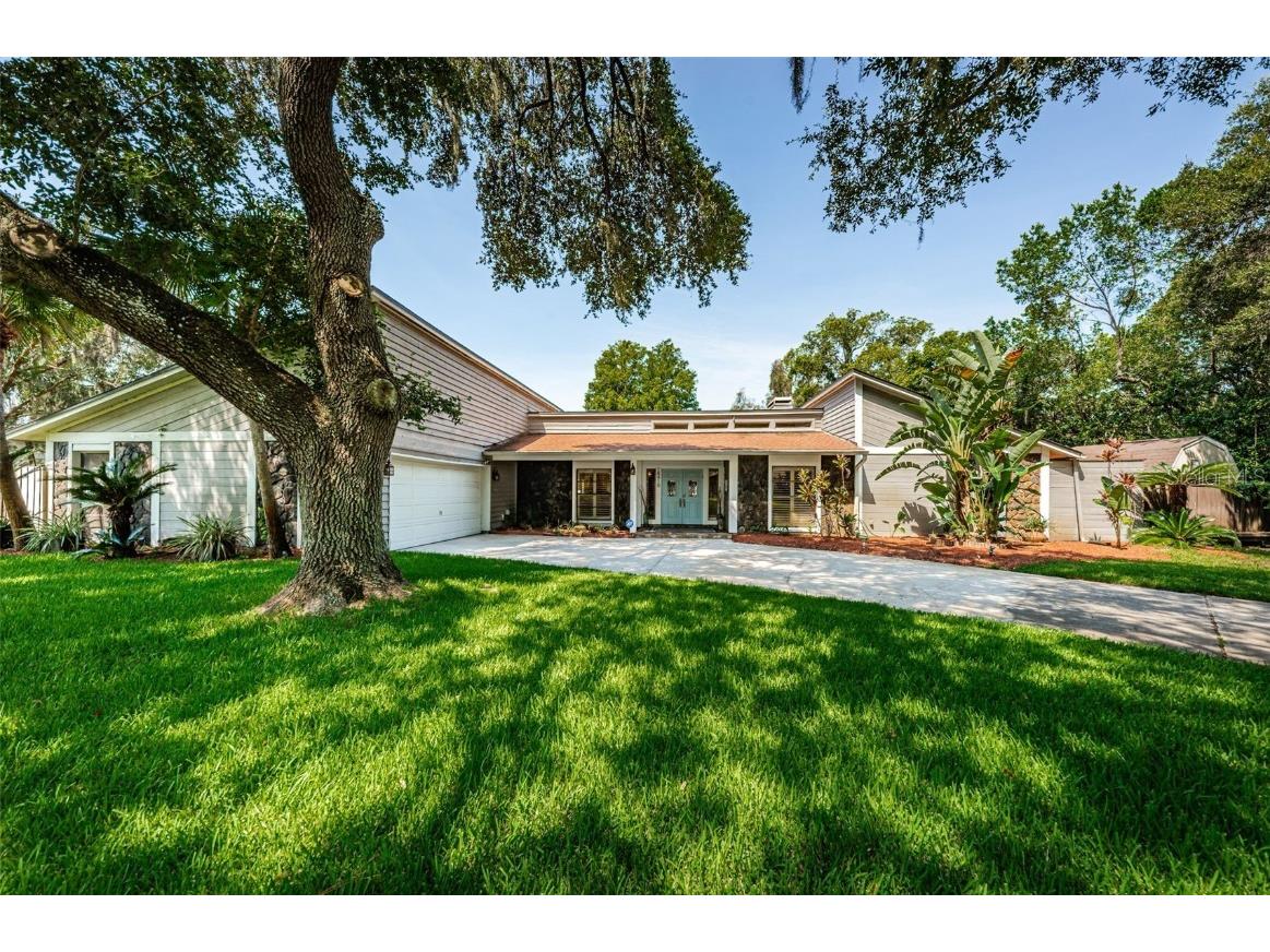 18410 Turning Point Drive Lutz FL 33549 - HANNA LAKE W7856238 image1