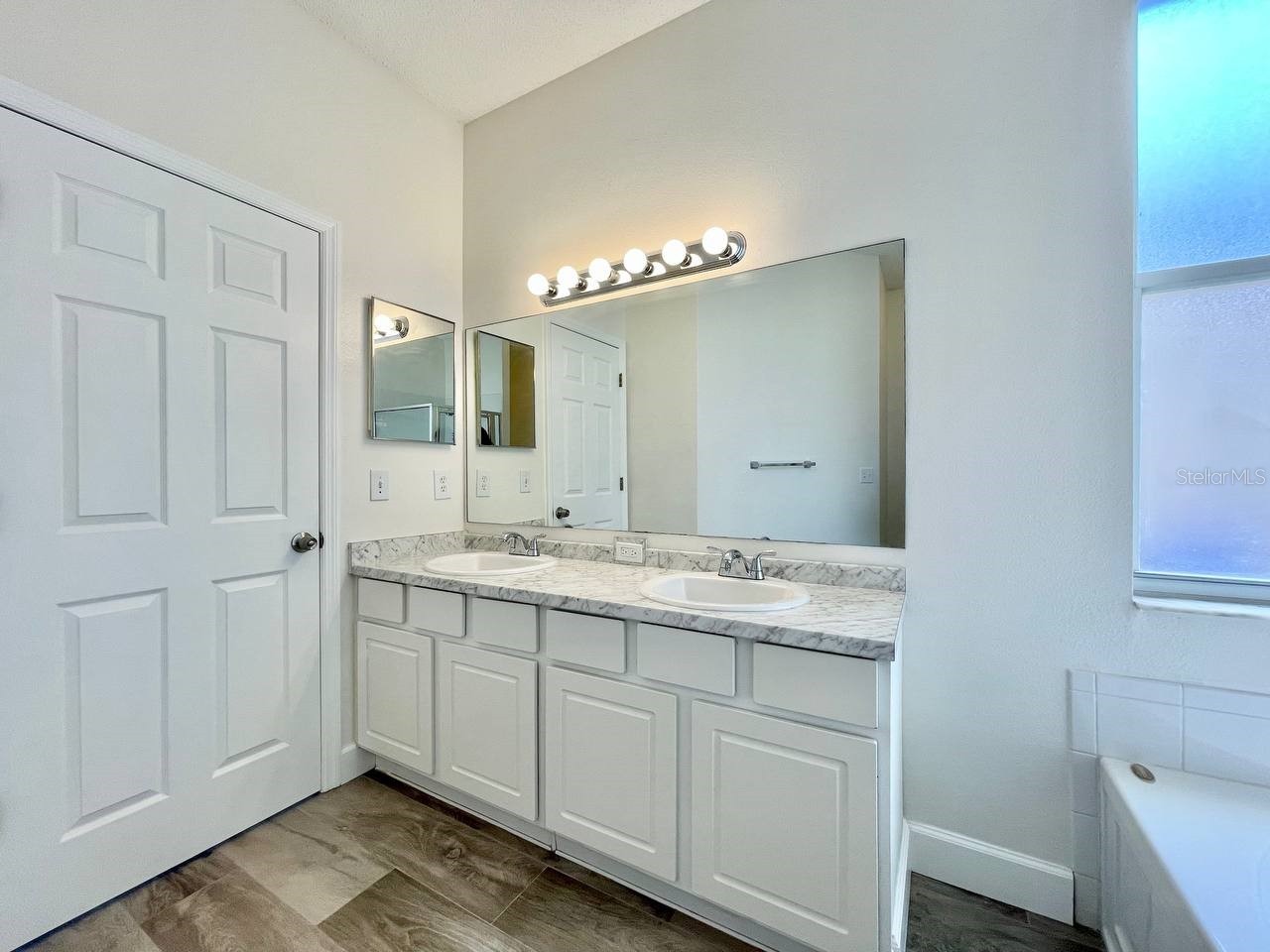18417 Meadow Blossom Lane Tampa FL 33647 TB8521891 image17