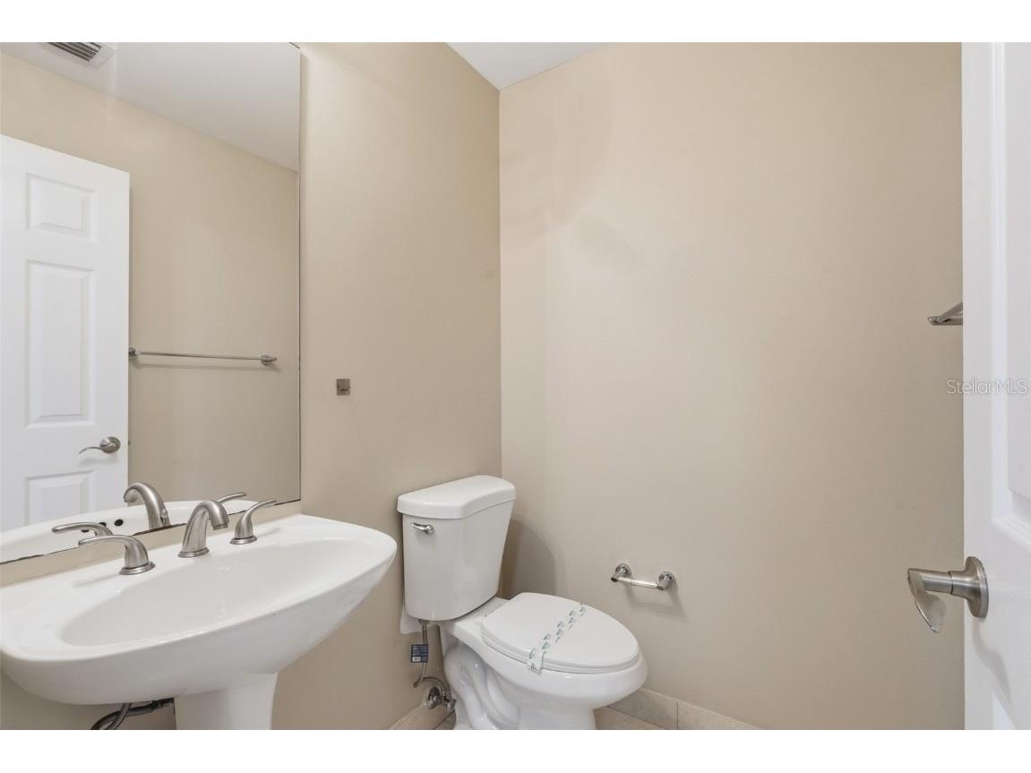 18417 NE 27th Court #18417 North Miami Beach FL 33160 O6350452 image16