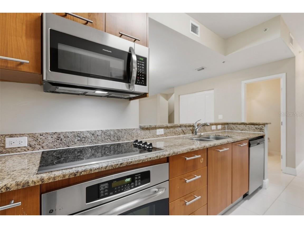 18417 NE 27th Court #18417 North Miami Beach FL 33160 O6350452 image22