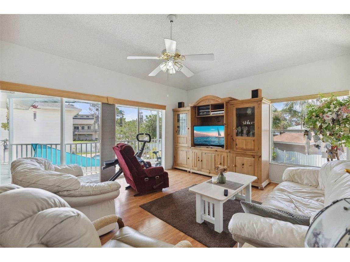 1842 Bayou Grande Boulevard NE Saint Petersburg FL 33703 TB8378427 image14