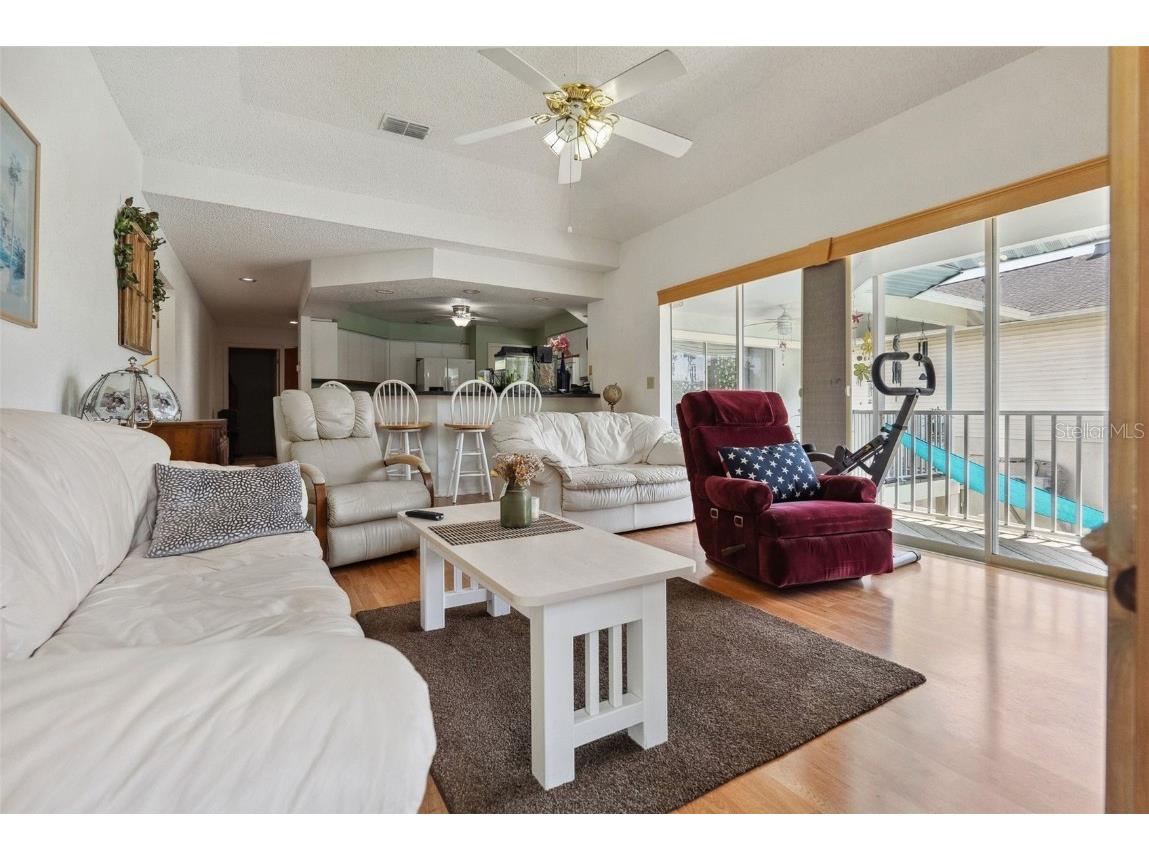 1842 Bayou Grande Boulevard NE Saint Petersburg FL 33703 TB8378427 image15