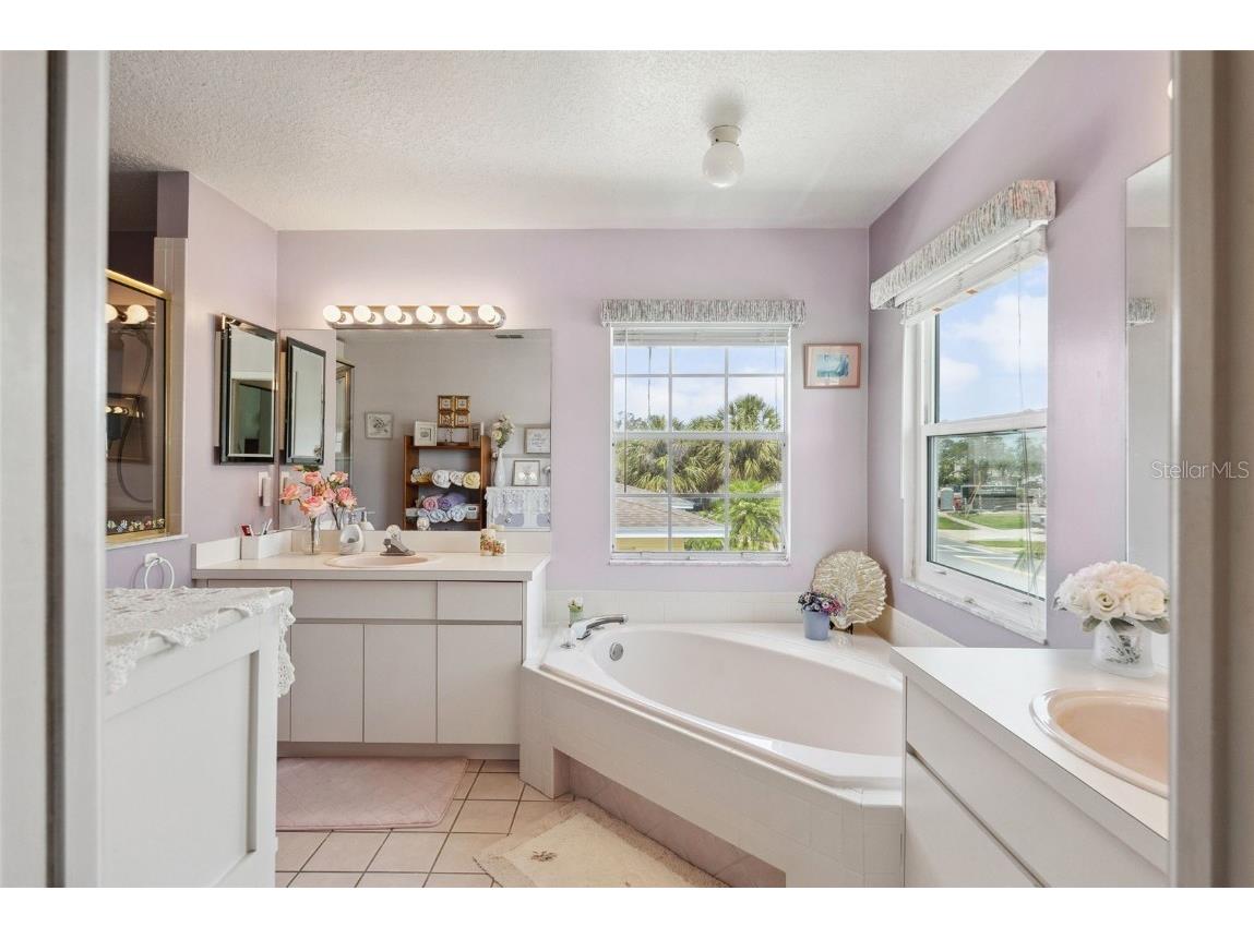 1842 Bayou Grande Boulevard NE Saint Petersburg FL 33703 TB8378427 image23