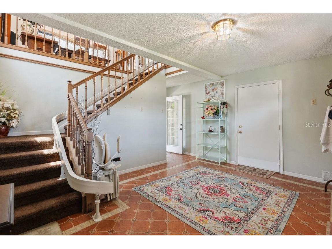 1842 Bayou Grande Boulevard NE Saint Petersburg FL 33703 TB8378427 image4