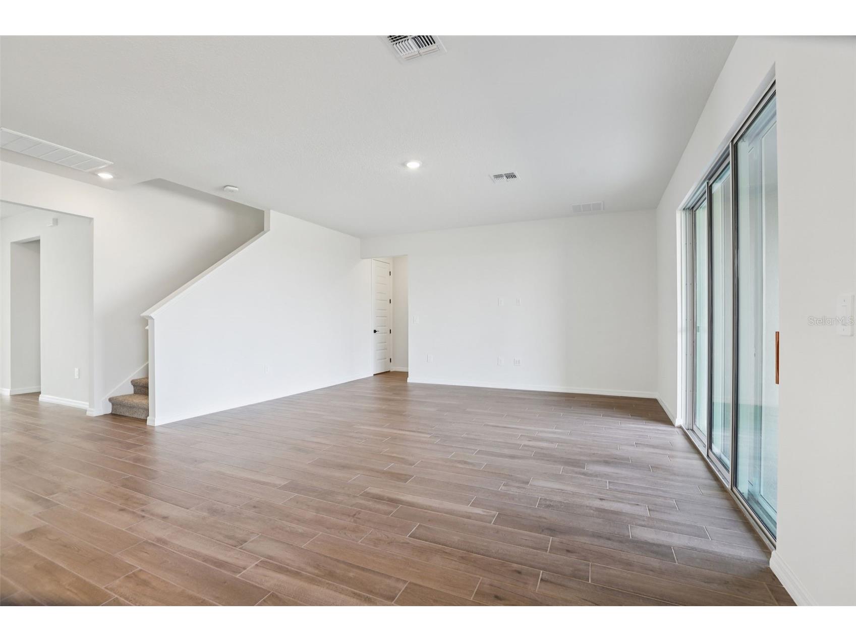 1842 Coolridge Place Zephyrhills FL 33541 O6370220 image9