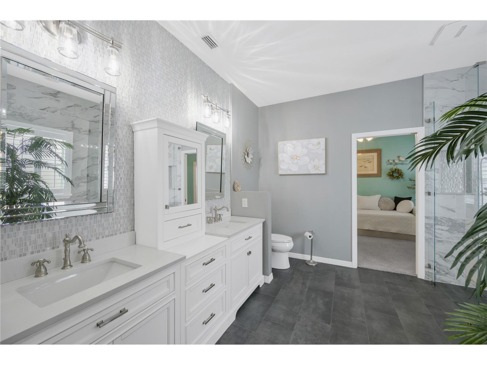 1842 Mira Lago Circle Ruskin FL 33570 TB8494256 image27