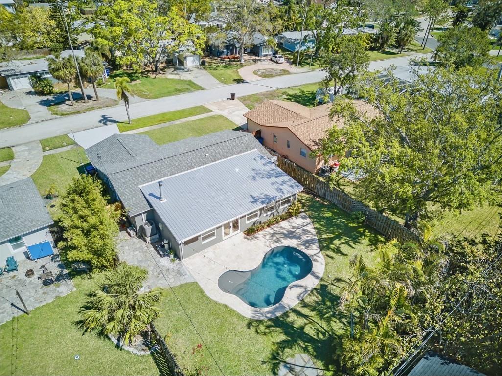 1842 Oklahoma Avenue NE Saint Petersburg FL 33703 TB8358609 image1