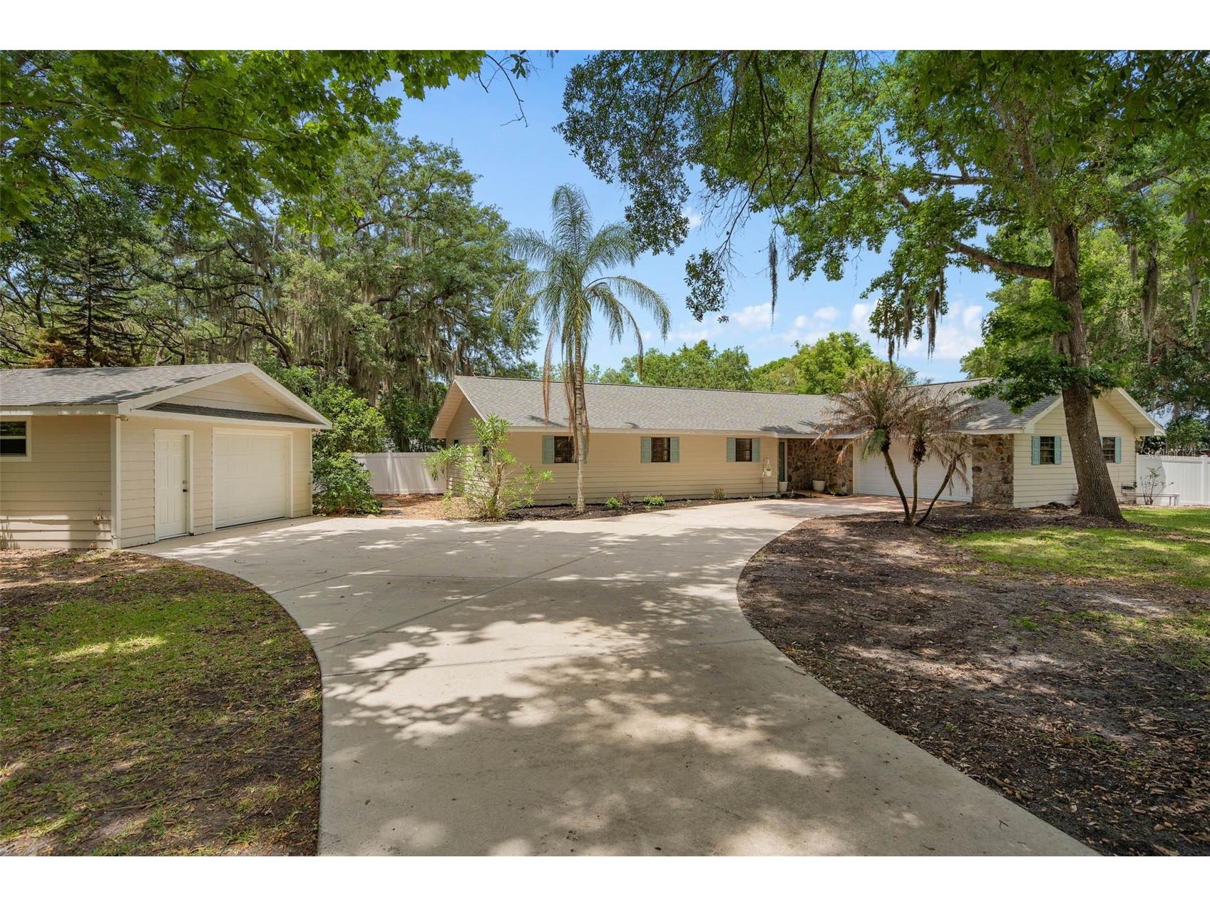 18425 State Road 44 Eustis FL 32736 O6404272 image1