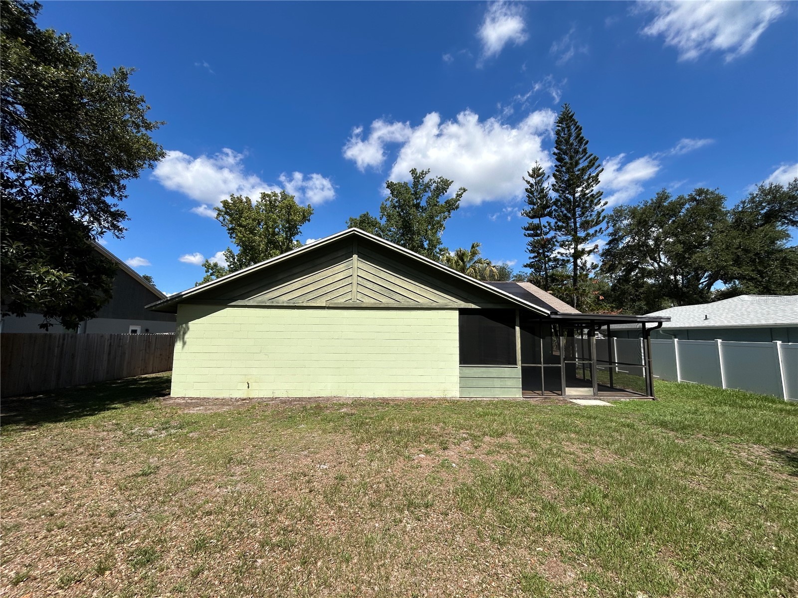 18425 Swan Lake Drive Lutz FL 33549 TB8521778 image49