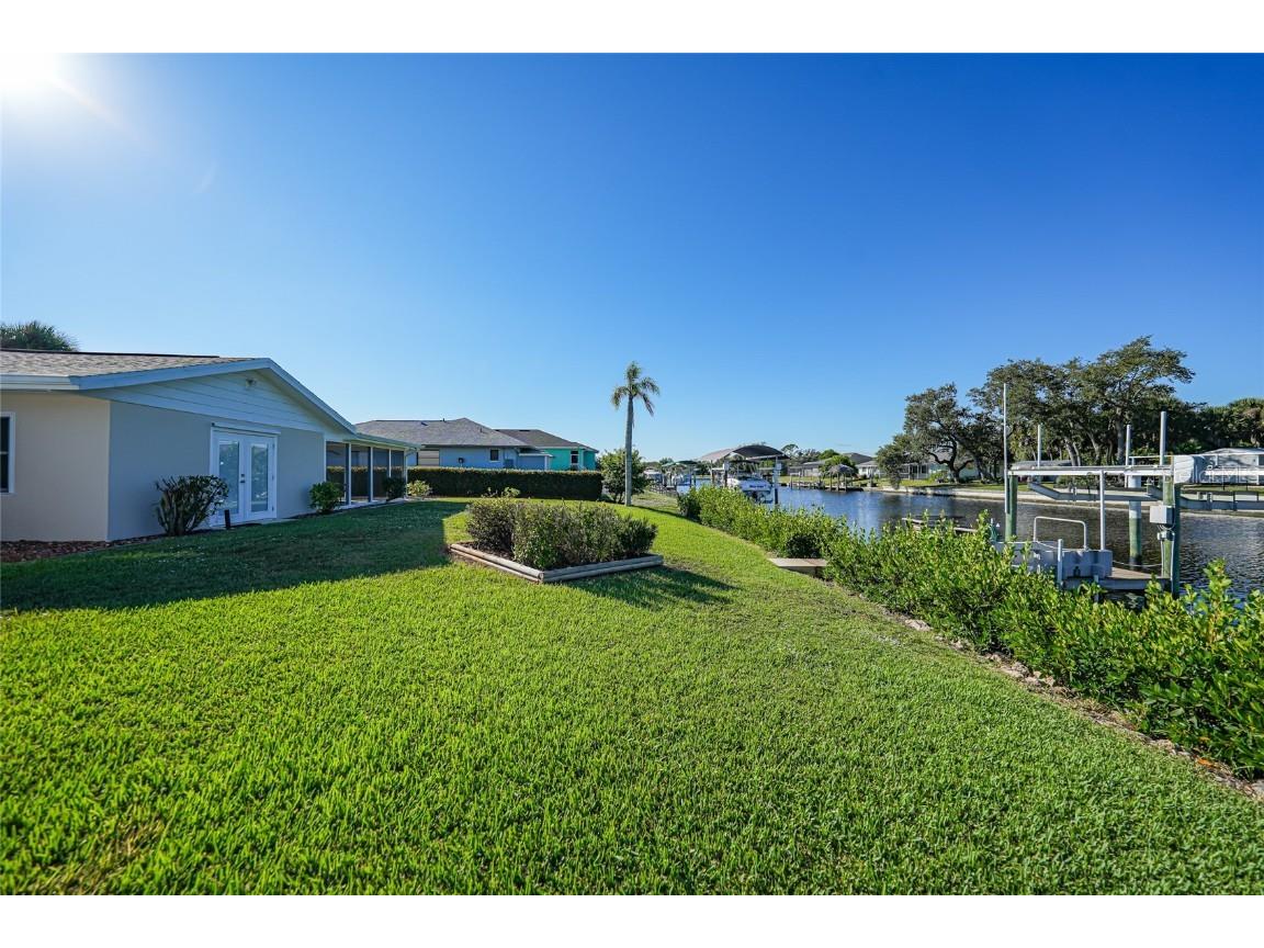 18427 Goodman Circle Port Charlotte FL 33948 - HOTTELET WATERWAY C7517239 image35