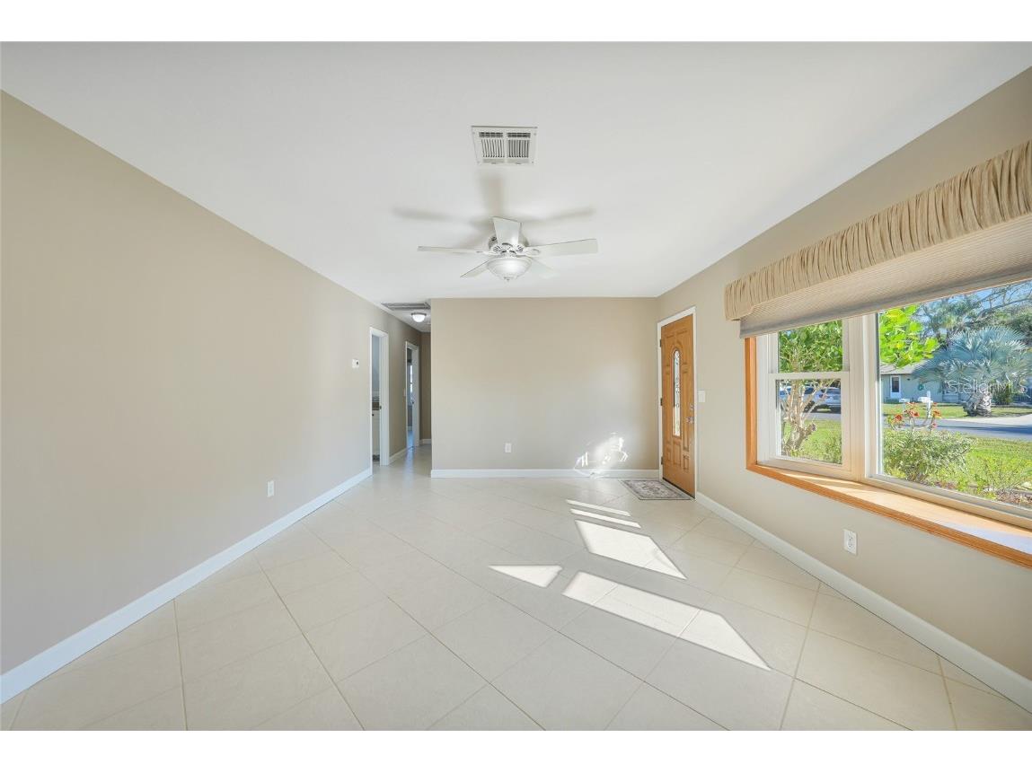 18427 Goodman Circle Port Charlotte FL 33948 - HOTTELET WATERWAY C7517239 image6