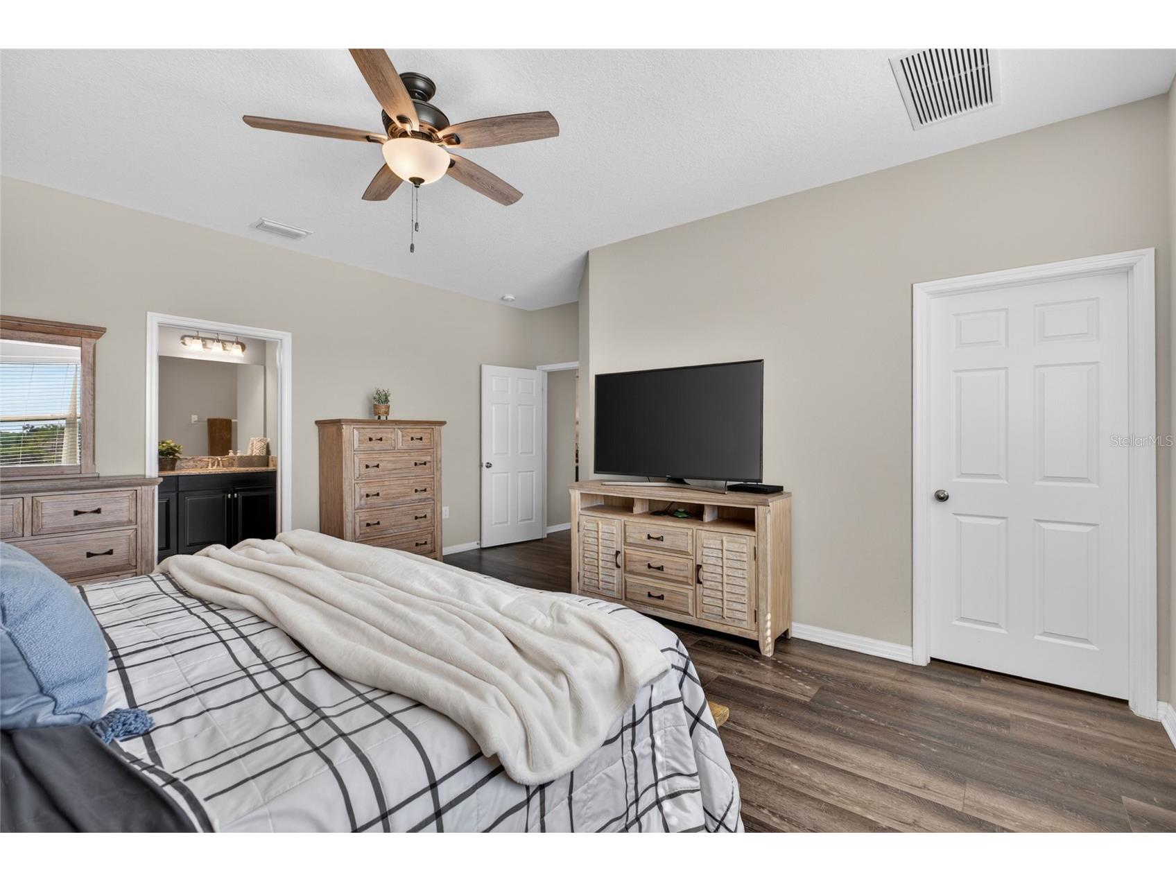 18428 Malinche Loop Spring Hill FL 34610 TB8504498 image37