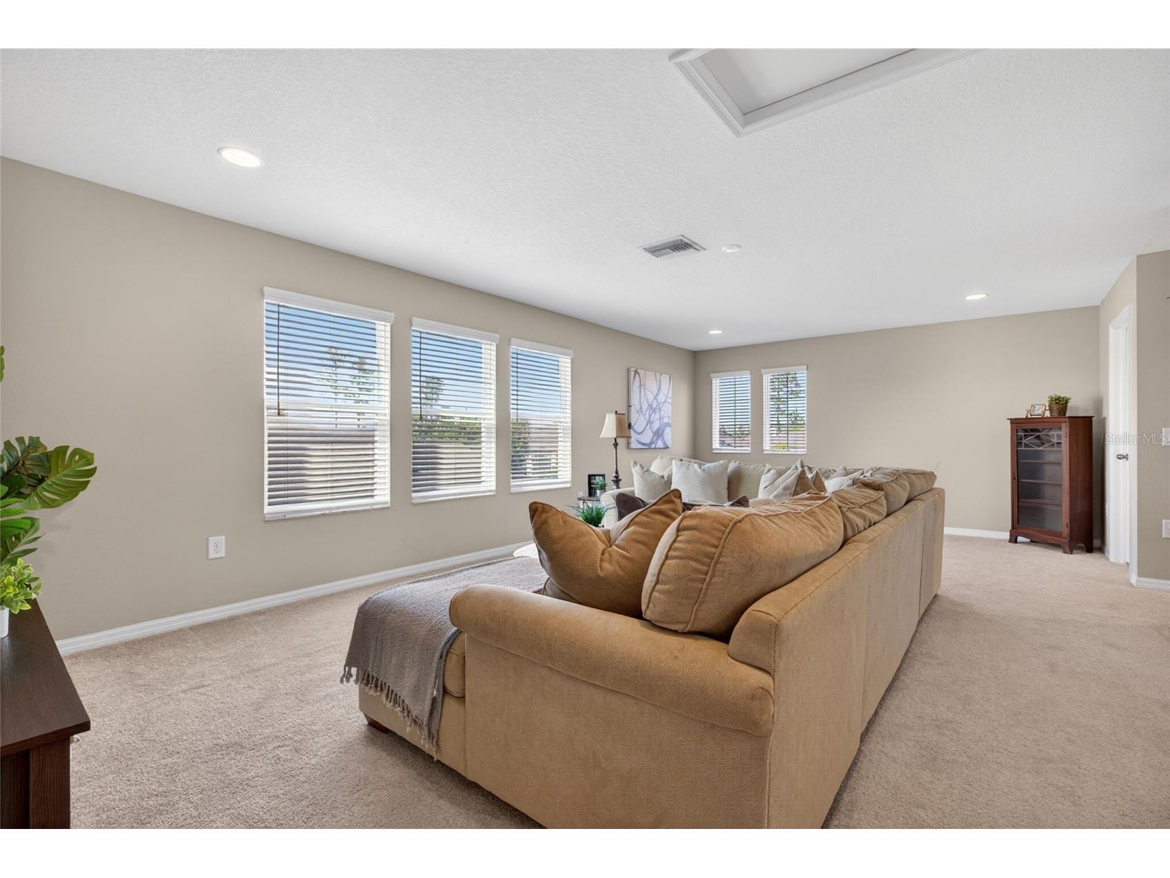 18428 Malinche Loop Spring Hill FL 34610 TB8504498 image45