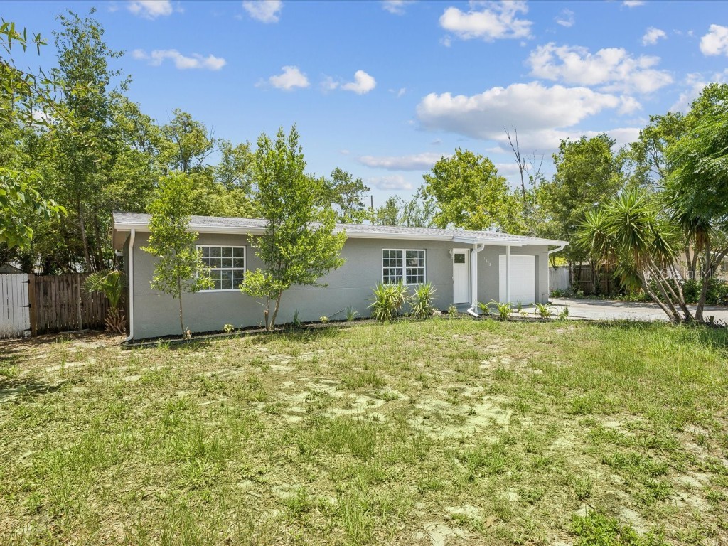 1843 Berg Road Holiday FL 34690 TB8397070 image1