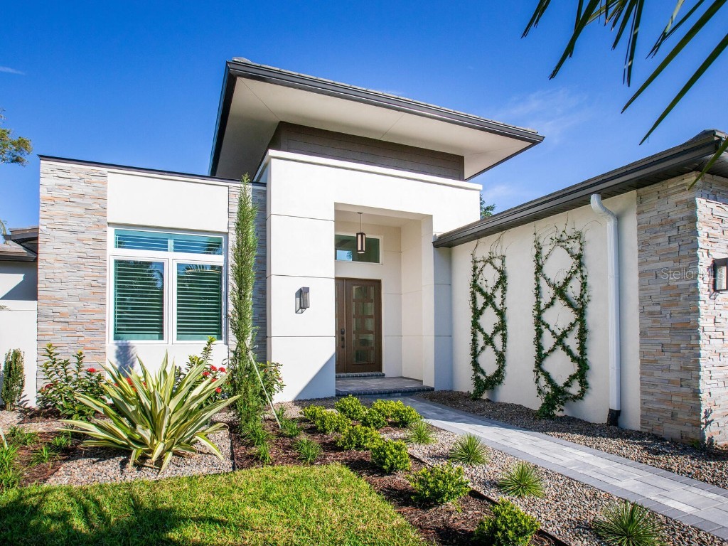 1843 Morris Street Sarasota FL 34239 A4553636 image1