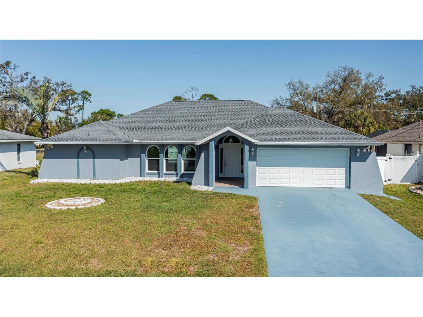 18434 Inwood Avenue Port Charlotte FL 33948 C7488293 image1