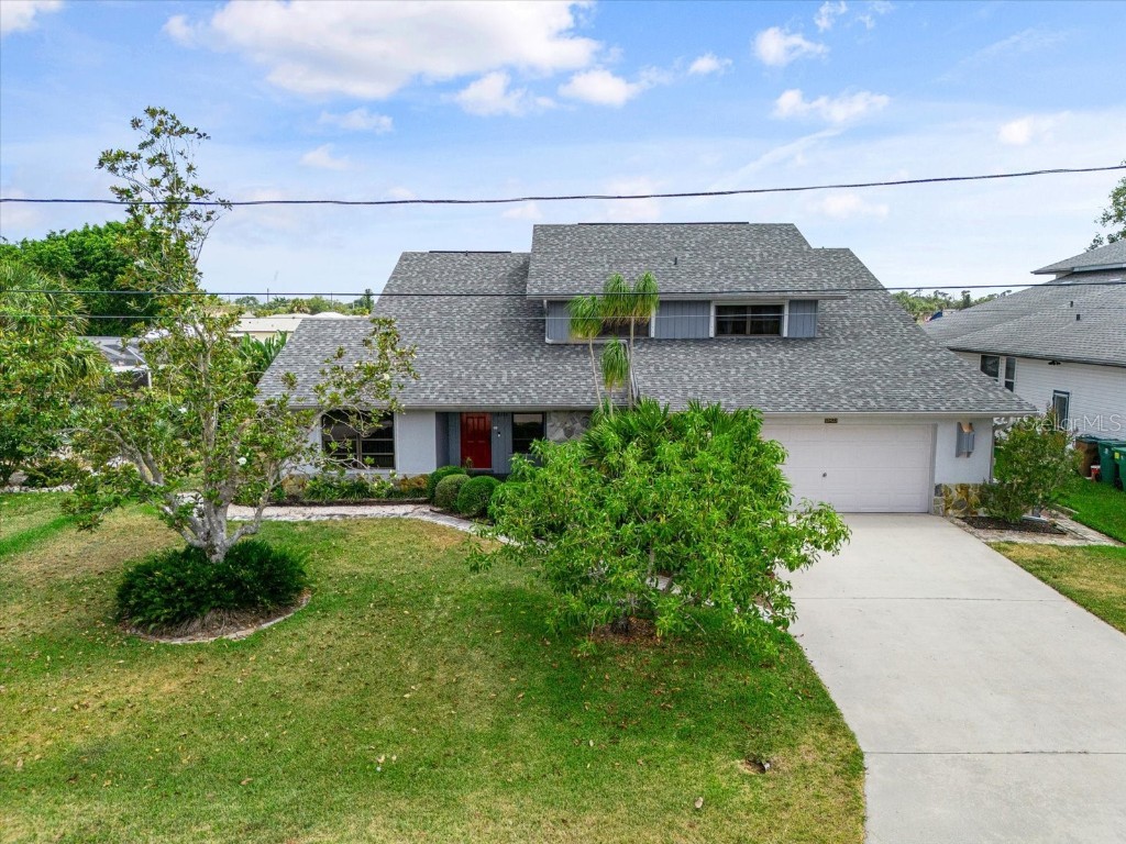 18435 Meyer Avenue Port Charlotte FL 33948 - COUNTRYMAN WATERWAY/LAKE A4609709 image1