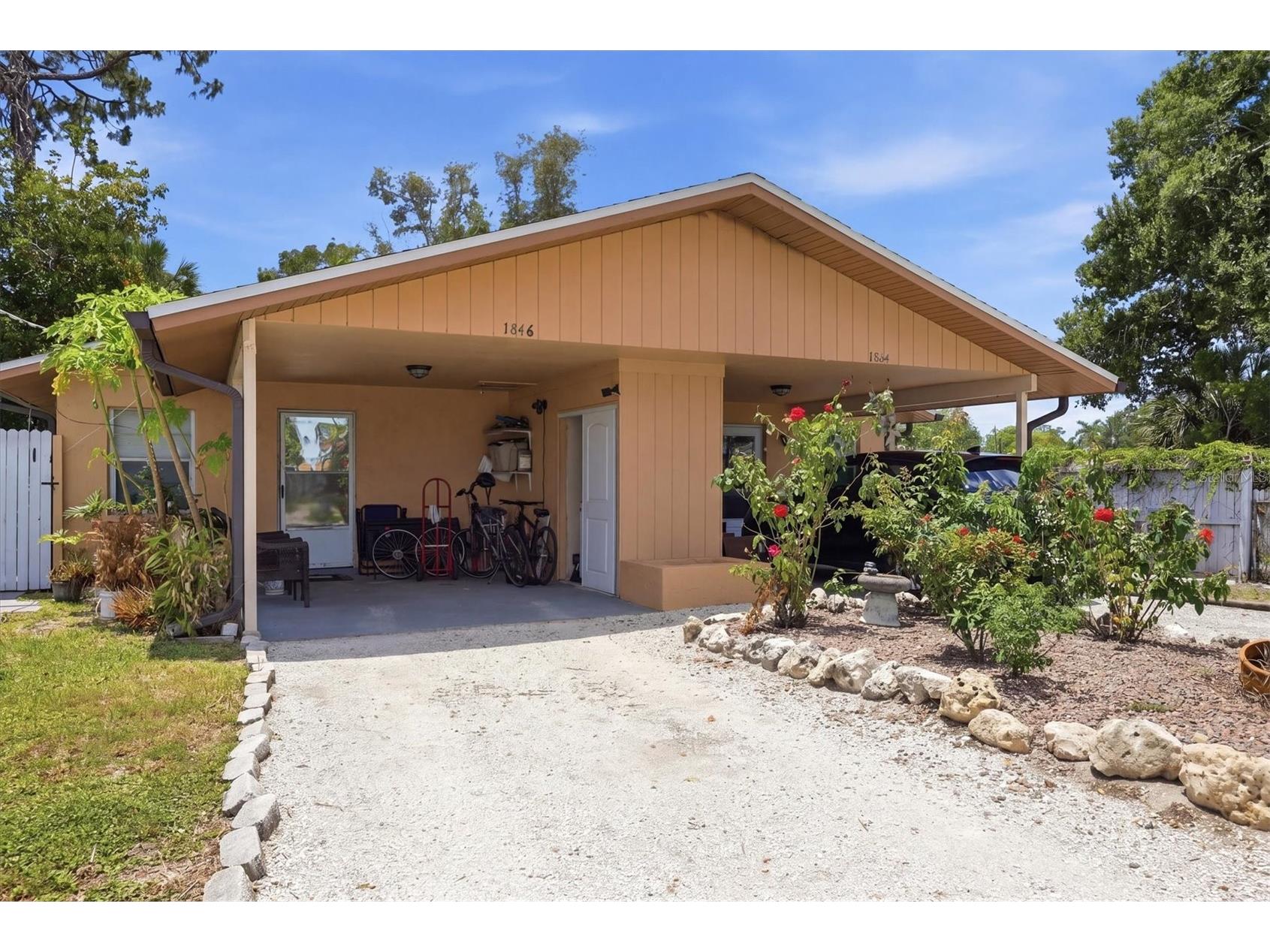 1844 Marbeth Street Sarasota FL 34231 A4694572 image1