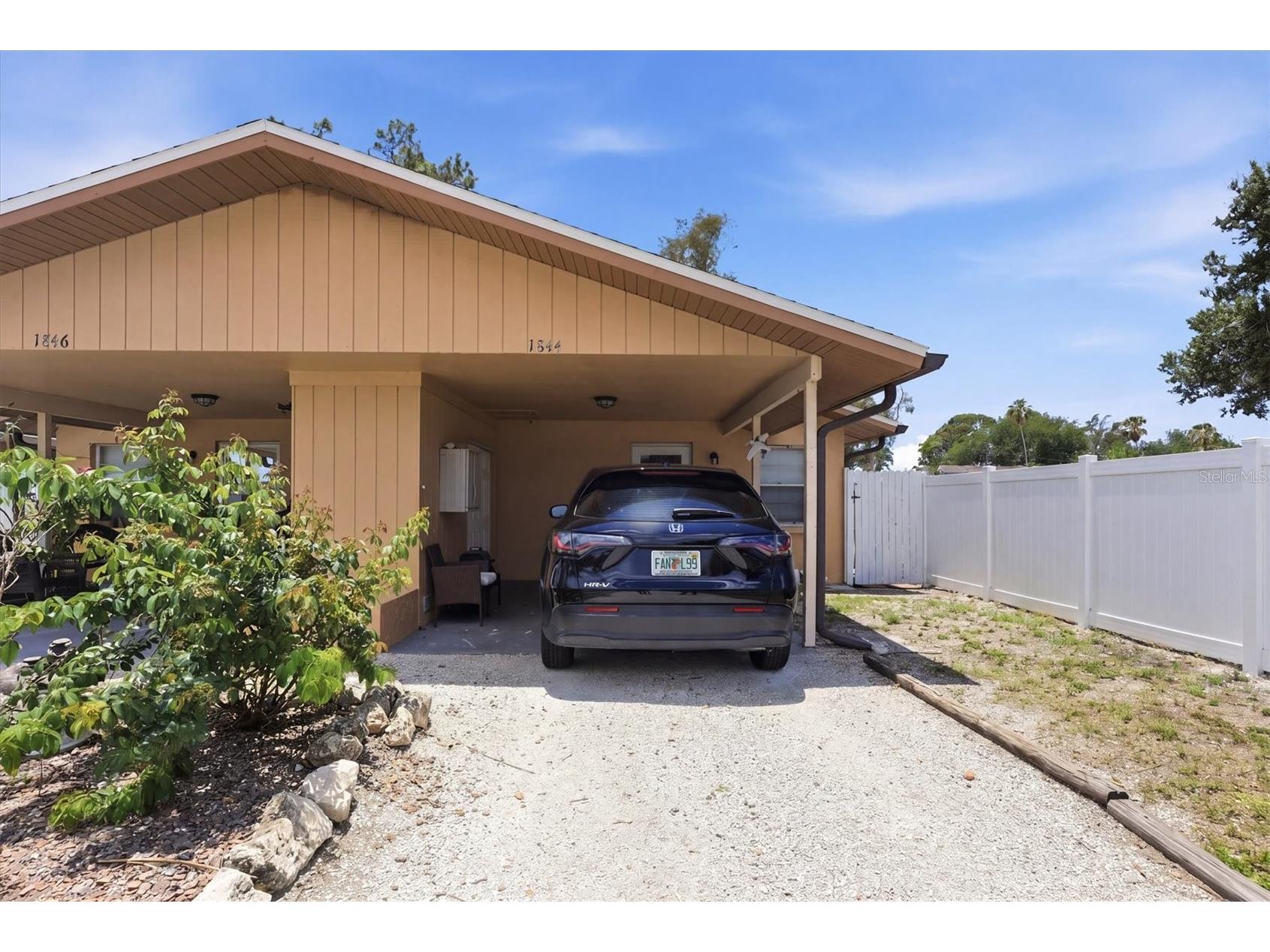 1844 Marbeth Street Sarasota FL 34231 A4694572 image3