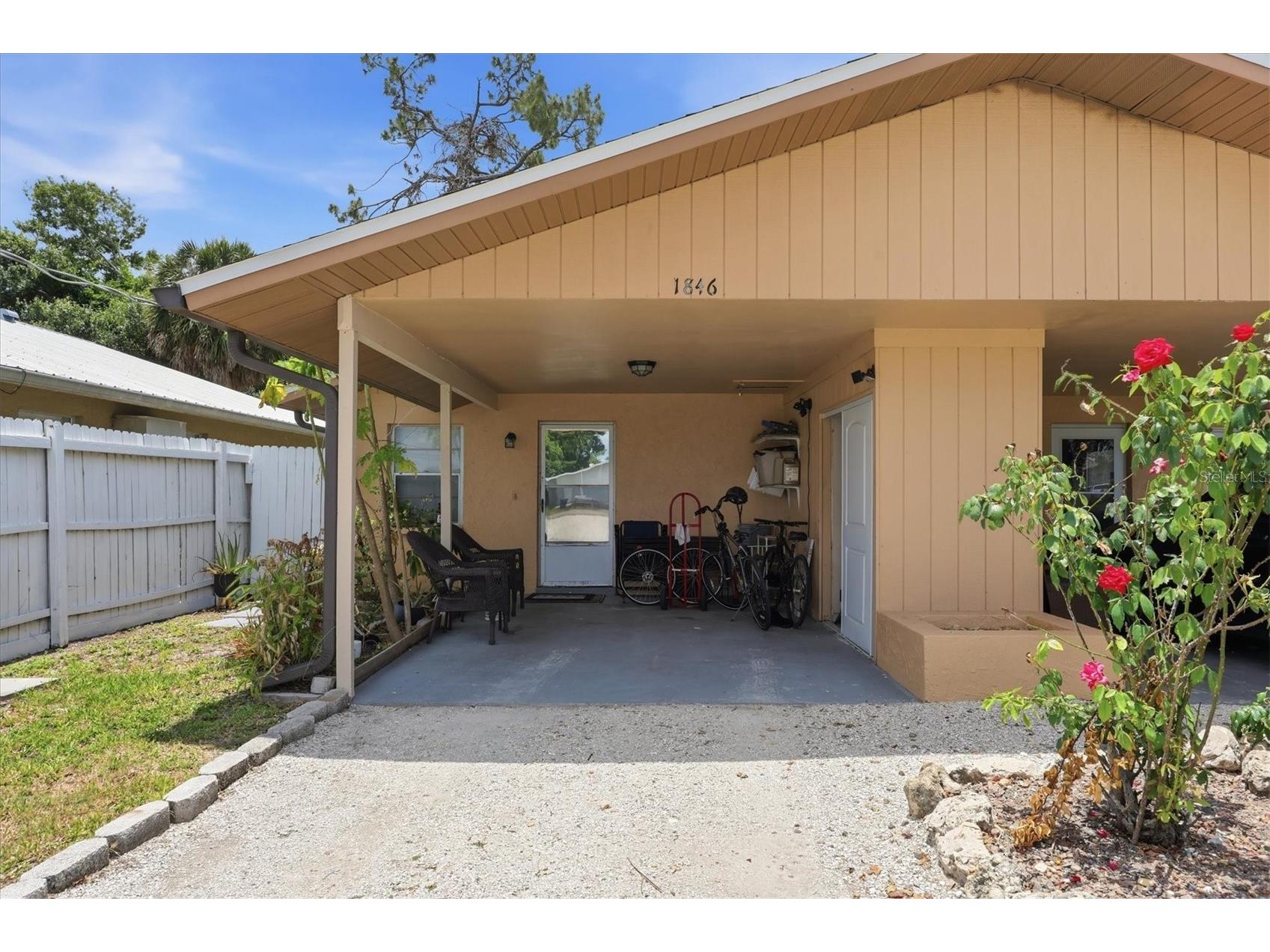 1844 Marbeth Street Sarasota FL 34231 A4694572 image5