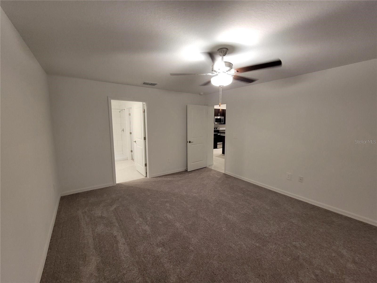 1844 Red Loop Lakeland FL 33801 TB8517581 image16
