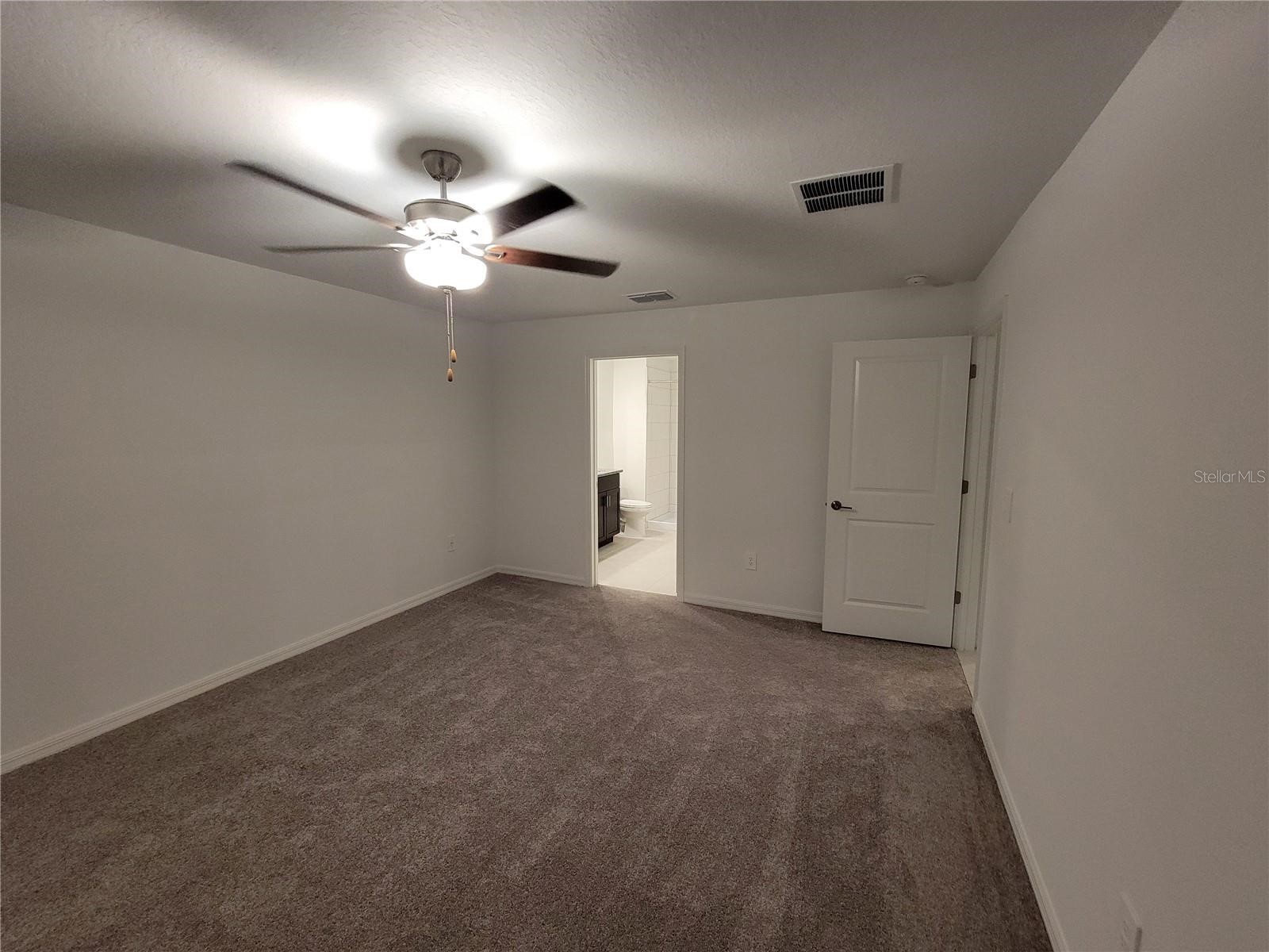 1844 Red Loop Lakeland FL 33801 TB8517581 image17